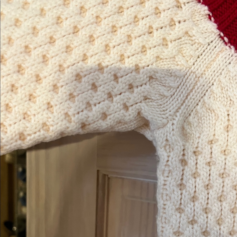 ๐๐ MILLY Small GUC Chevron Knit Sweater - Cream, Pink, and Red - Picture 4 of 13